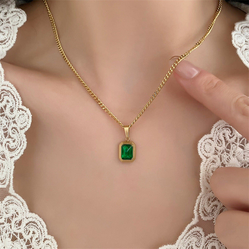 Aurora Borealis 18k Natural Emerald Necklace for Women, Charm Necklace, Dainty Green Gemstone Necklace ,simple emerald necklace, emerald pendant necklace ,dainty emerald necklace