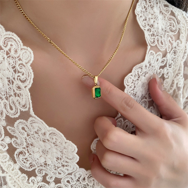 Aurora Borealis 18k Natural Emerald Necklace for Women, Charm Necklace, Dainty Green Gemstone Necklace ,simple emerald necklace, emerald pendant necklace ,dainty emerald necklace