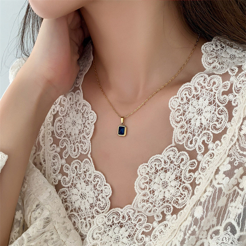 Aurora Borealis 18k Natural Emerald Necklace for Women, Charm Necklace, Dainty Green Gemstone Necklace ,simple emerald necklace, emerald pendant necklace ,dainty emerald necklace