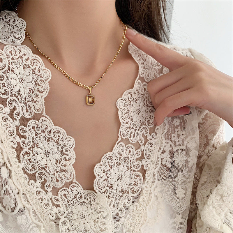 Aurora Borealis 18k Natural Emerald Necklace for Women, Charm Necklace, Dainty Green Gemstone Necklace ,simple emerald necklace, emerald pendant necklace ,dainty emerald necklace