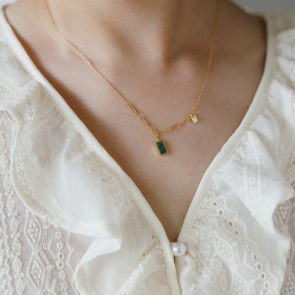 Green Necklace ,18K Gold Birthstone Necklace, Dainty Charm Pendant Necklace, Olive Green stone, Best Gift For her