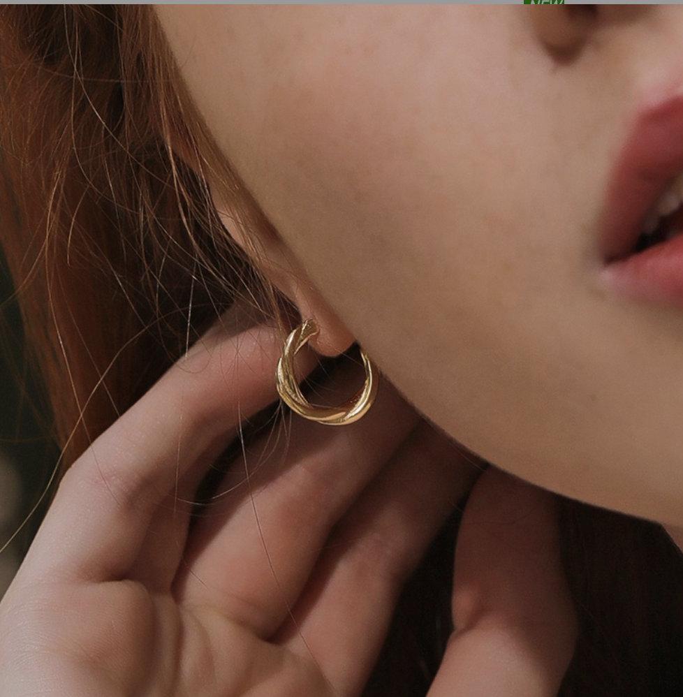 18K GOLD FILLED Earrings, Dainty Hoop Earrings, Minimalist Earrings, Classic Thin Hoops, Sterling Silver Hoops, Classic Earring Gold Hoops LATUKI