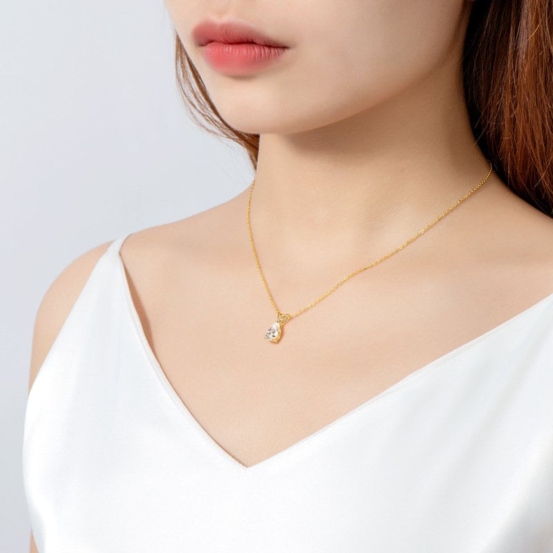 Abi 1.5 CT Pear Moissanite Necklace LATUKI