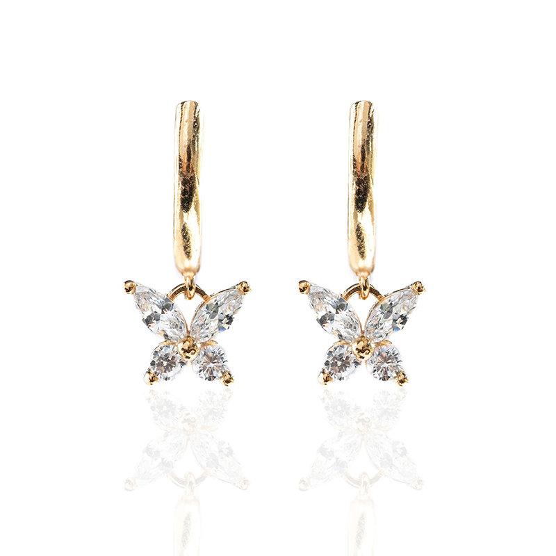 Butterfly hoop earrings, mariposa earrings, butterfly earrings, Dainty jewelry, Minimalistic earrings, Gift for her, gold hoop earring charm LATUKI