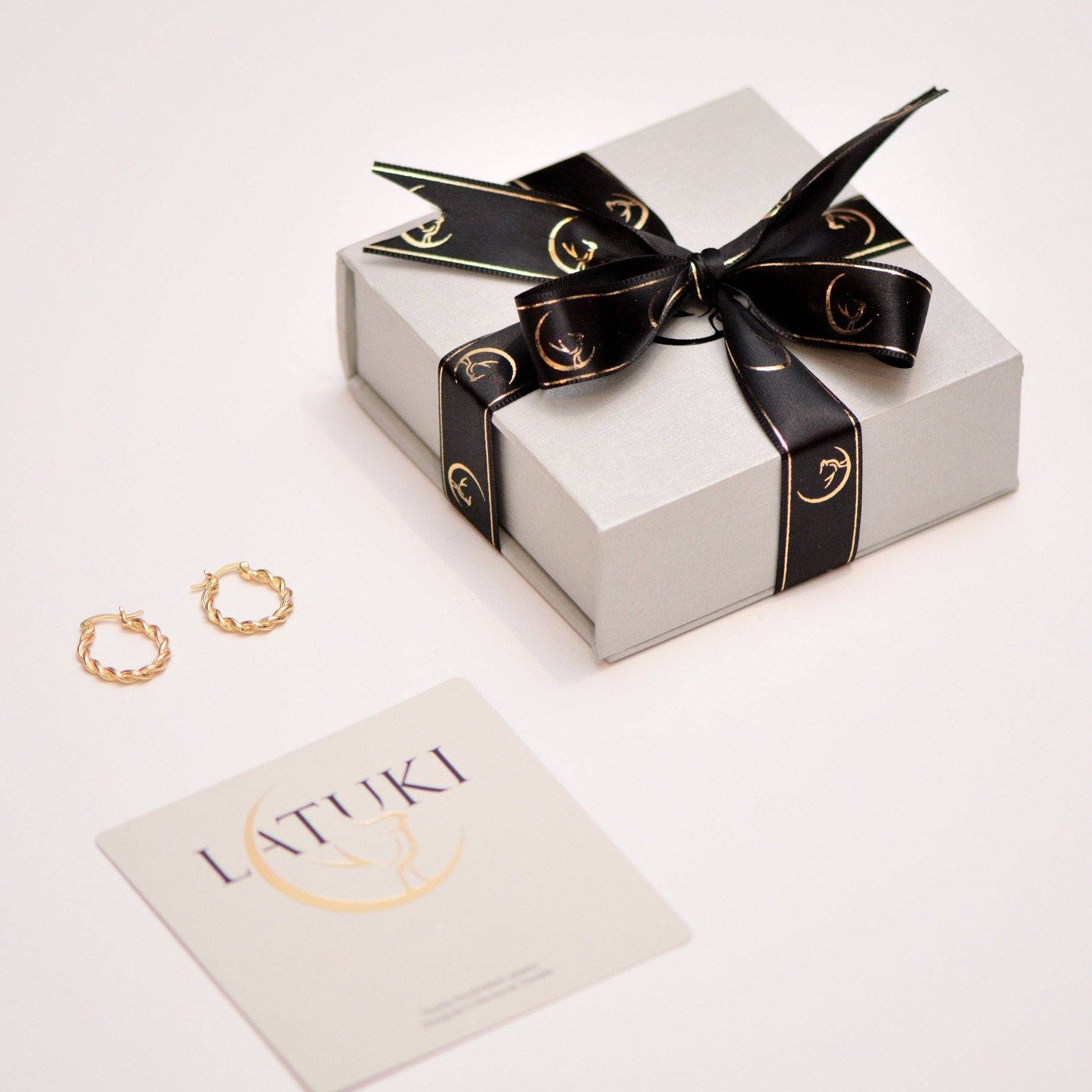 Chole Herringbone Necklace LATUKI
