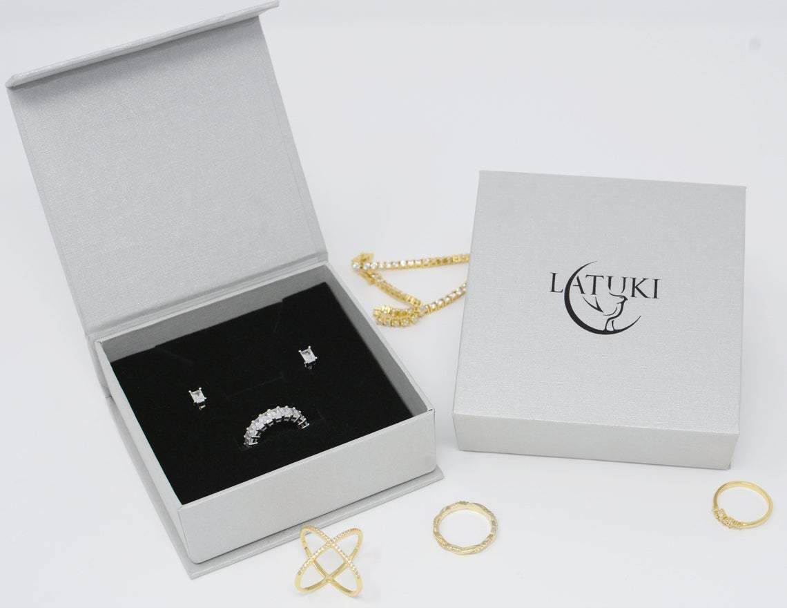 Dainty Bracelet, Gold Dainty Bracelet, Delicate Bracelet, Tiny Gold Bracelet, Gold Bar Bracelet, Dainty Layering Bracelet, Sterling Bracelet bracelet LATUKI