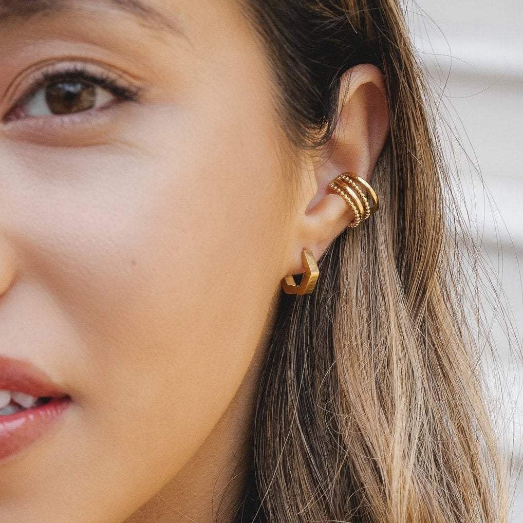 Gold Filled Hexagon Earrings, Hexagon Huggie Earrings, Tiny Huggie Earrings, Gold Huggie Earrings, Hexagon Hoop Earrings, Small Hoop Earring LATUKI