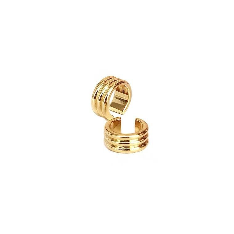 18K GOLD FILLED Ear Cuff, Gold Ear Cuff, No Piercing Cuff, Conch Earring, Gold Conch Hoop, No Piercing Earrings, 3 Conch Cuff - WATERPROOF