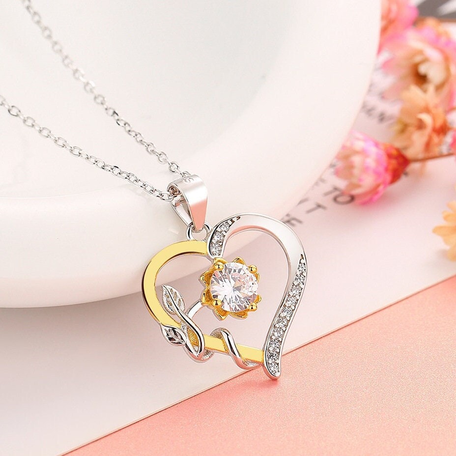 1 CT Moissanite Sunflower Necklace, Heart Necklace, Sterling Silver Necklace, Moissanite Necklace, Valentine Gift, Gift For Girlfriend, S925