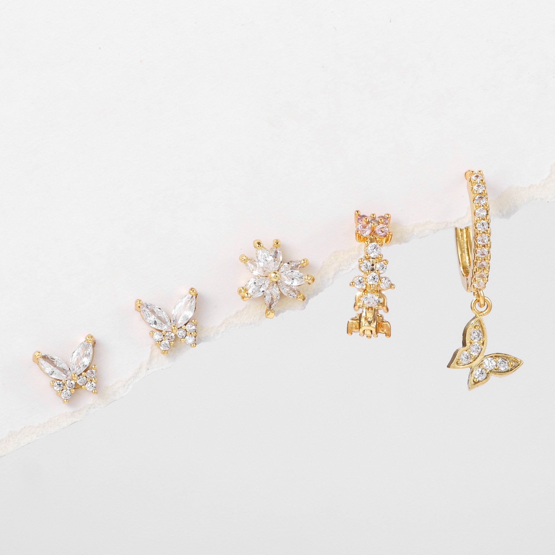 Cute Butterfly Earring Set, Gold Earring Set, Conch Piercing, Celestial Earrings, Butterfly Cartilage Piercing, Helix Earrings, Gift For Her