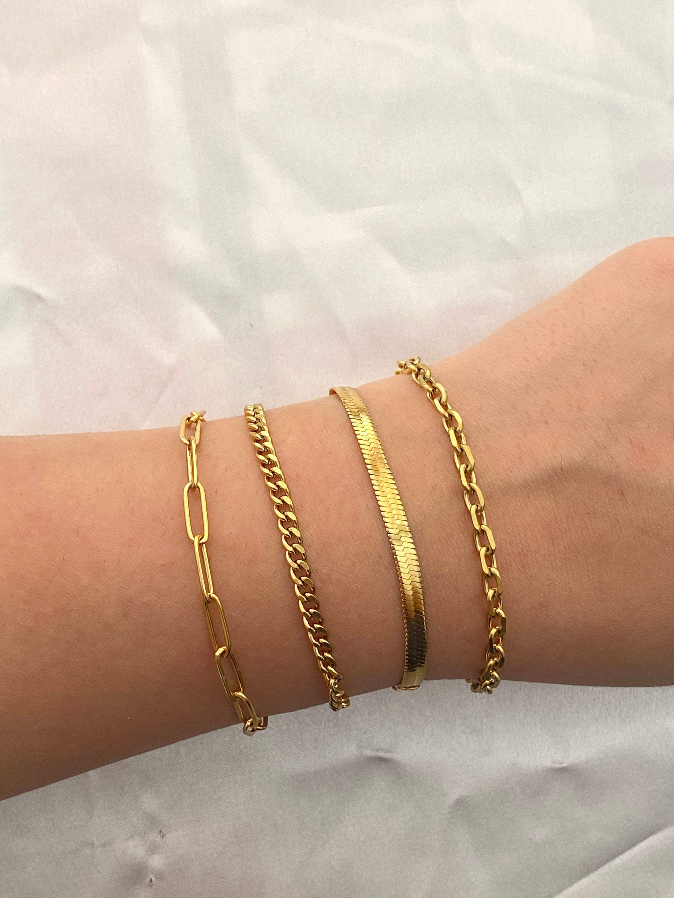 Julia Gold Link Chain Bracelet Set LATUKI