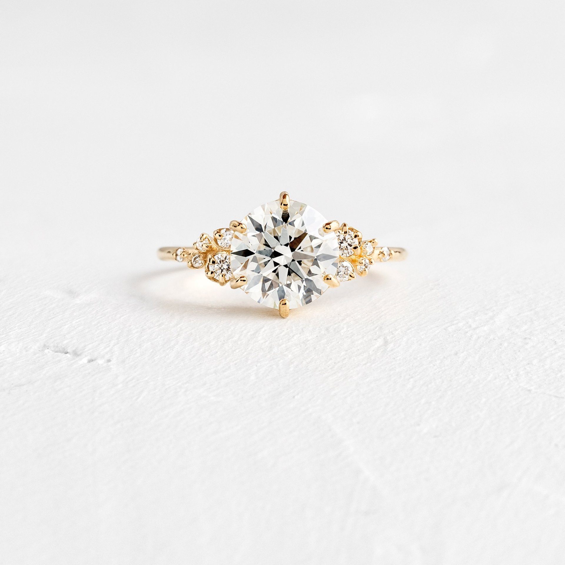 Montana Moissanite Engagement Ring Ring LATUKI