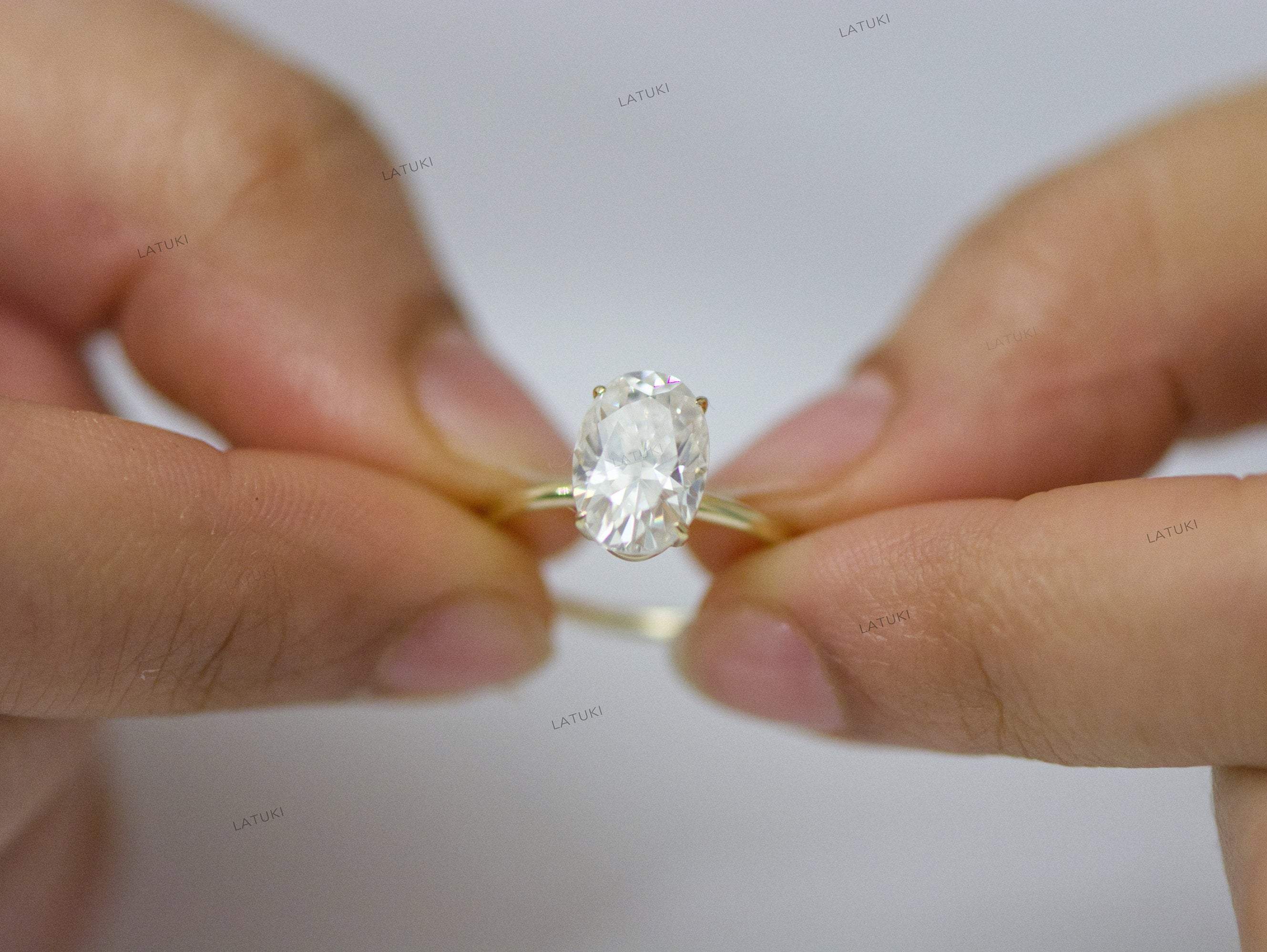 Sonja 3.0 CT Oval Moissanite Engagement Ring LATUKI