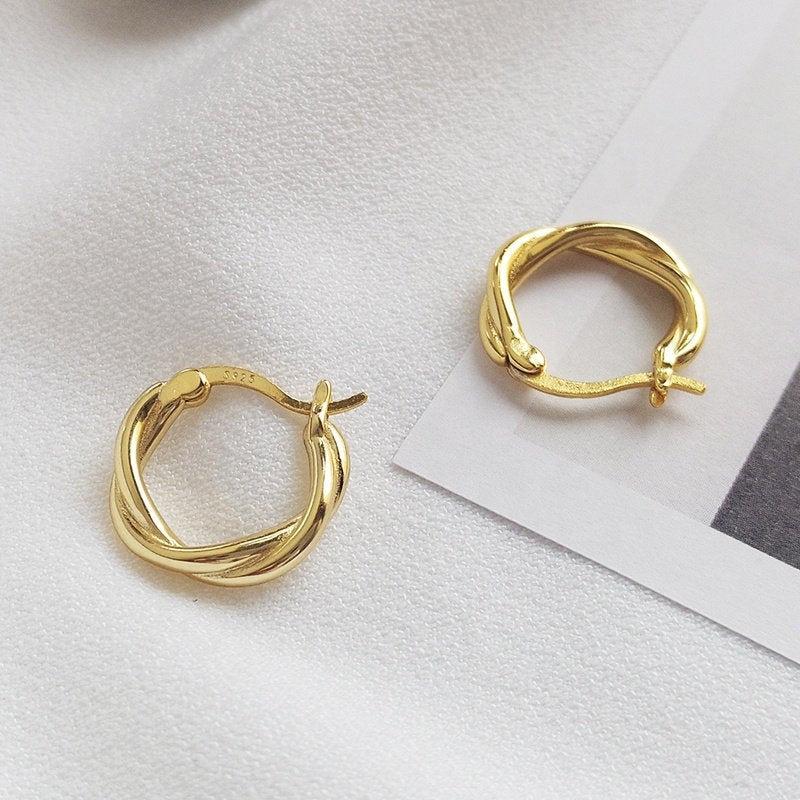 18K GOLD FILLED Earrings, Dainty Hoop Earrings, Minimalist Earrings, Classic Thin Hoops, Sterling Silver Hoops, Classic Earring Gold Hoops LATUKI 