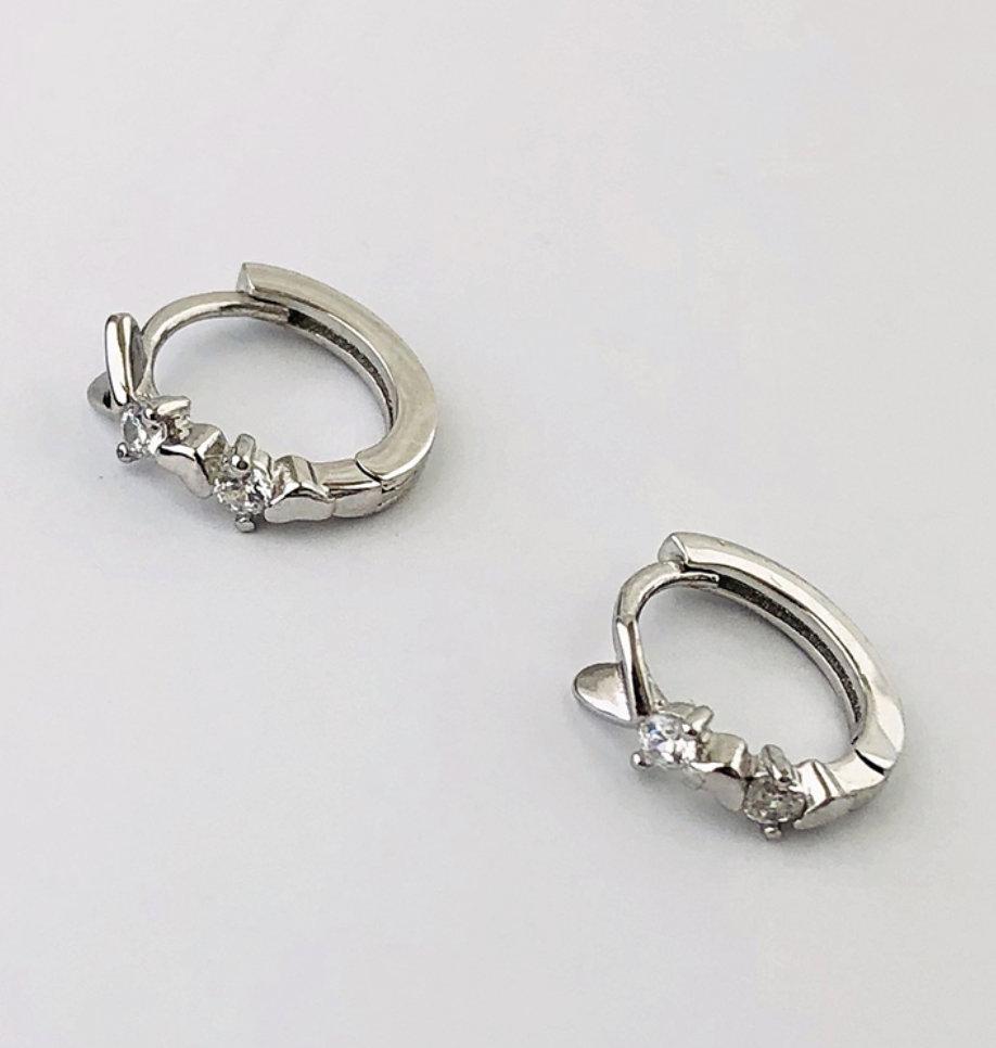 925 Sterling silver, Baby heart hoops,Dainty hoops, Minimalistic style, tiny mini hoops, cartilage hoops, everyday wear, cz diamond LATUKI 