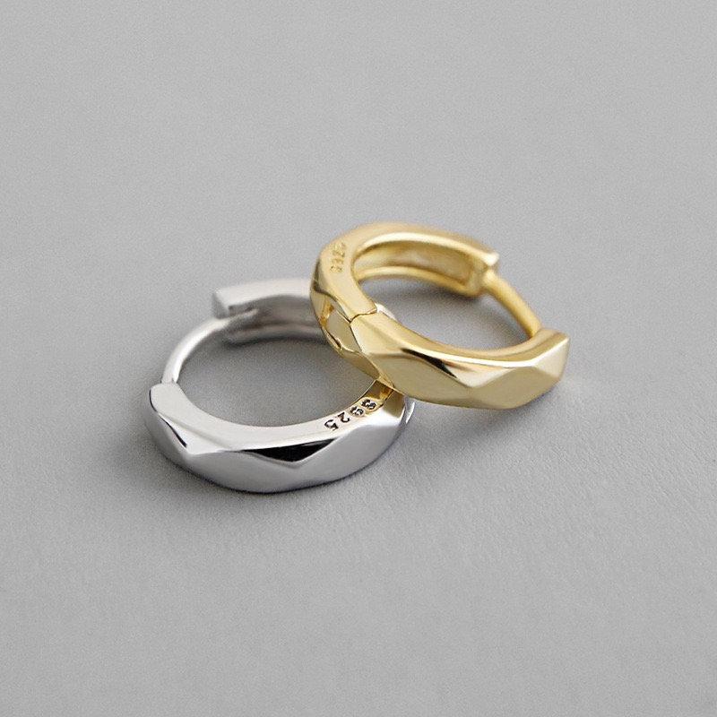 Sterling Silver Geometric Huggie Earrings, Huggie Hoops, Dainty hoops, Tiny hoops, CZ, Thin hoops, Minimalist Earrings, Minimal jewelry,gift LATUKI 